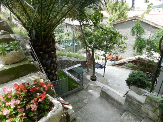 Apartmani Maruncic Омиш Экстерьер фото