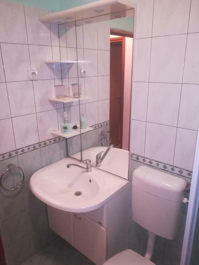 Apartmani Maruncic Омиш Экстерьер фото