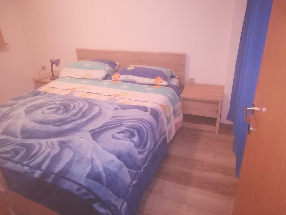Apartmani Maruncic Омиш Экстерьер фото